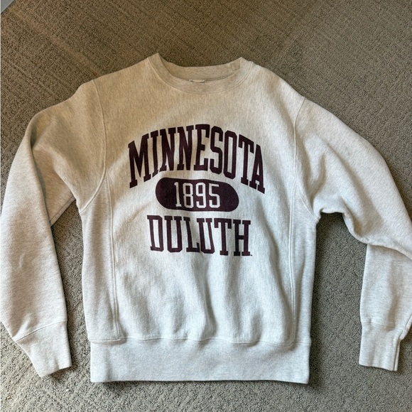 Champion Tops - Champion Gray Minnesota Duluth 1895 Crewneck Sweatshirt with Maroon Print